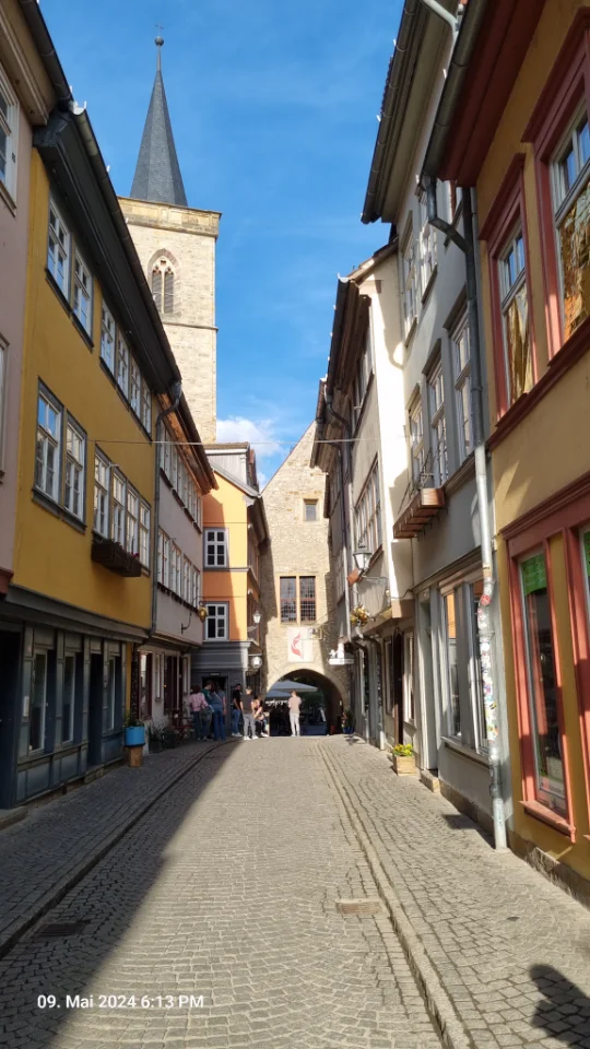 Der Weg auf Brücke.