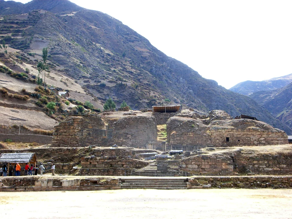 Eine Sicht auf den Eingang der Anlage